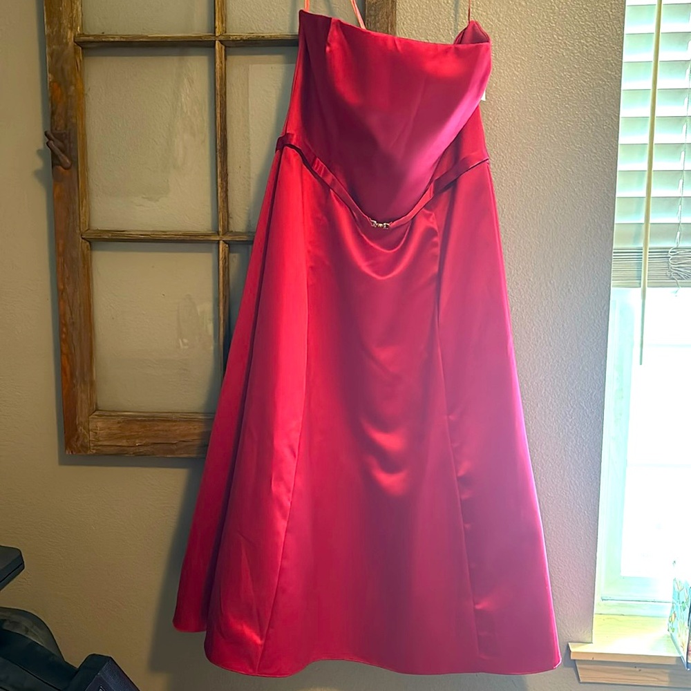 Beautiful fushia bridesmaids or prom dress